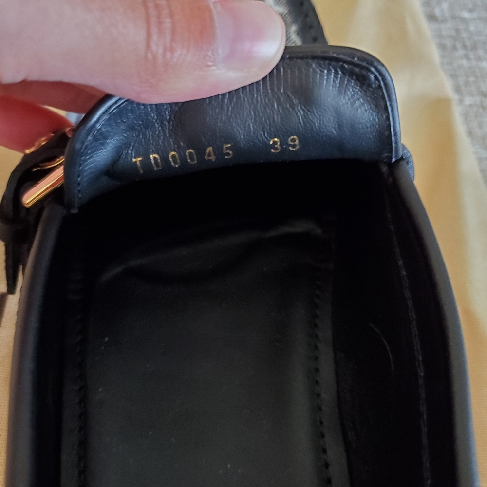 Louis Vuitton Monogram Loafers Authentic - Picture 13 of 13
